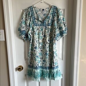 NWT Old Navy Blue and White Floral Mini Dress